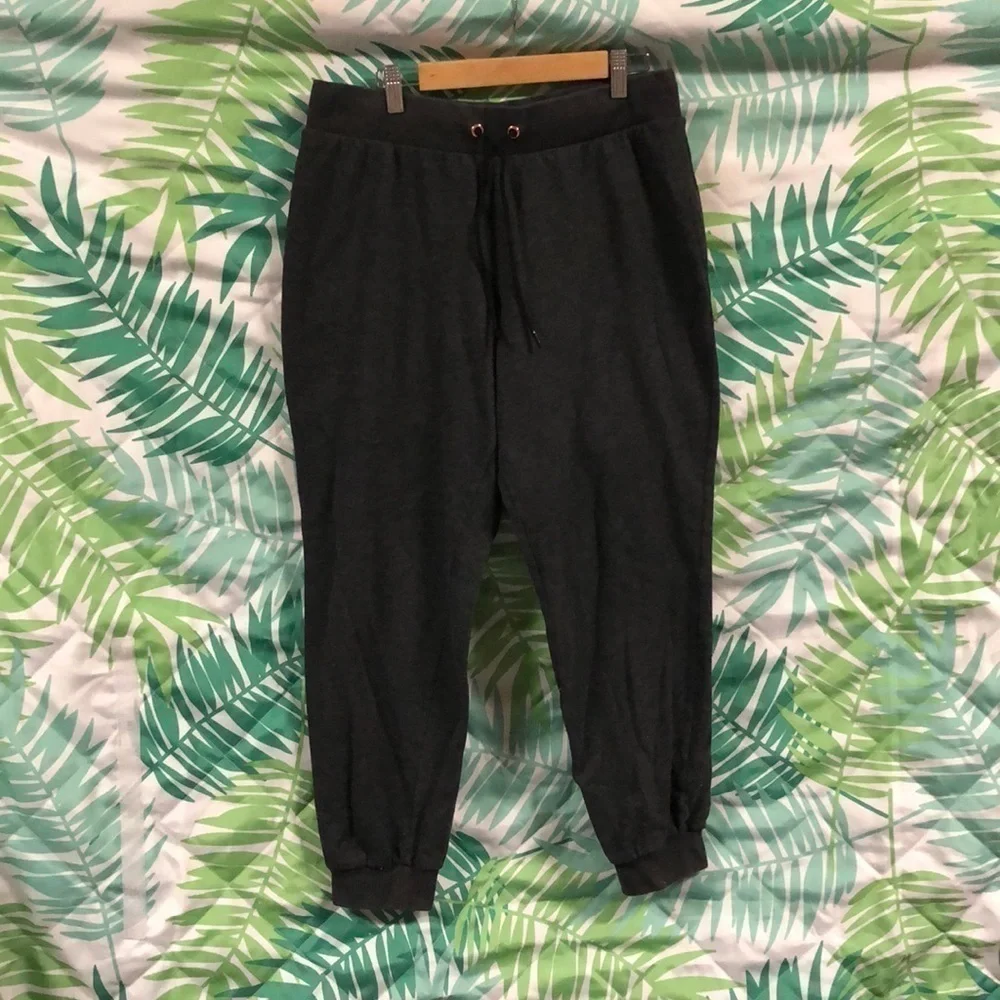 Victoria sport gray sweatpant joggers size M - Picture 1 of 5